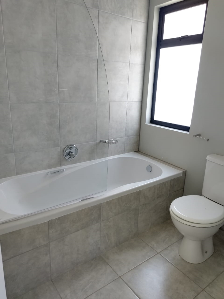 2 Bedroom Property for Sale in Kidds Beach Eastern Cape
